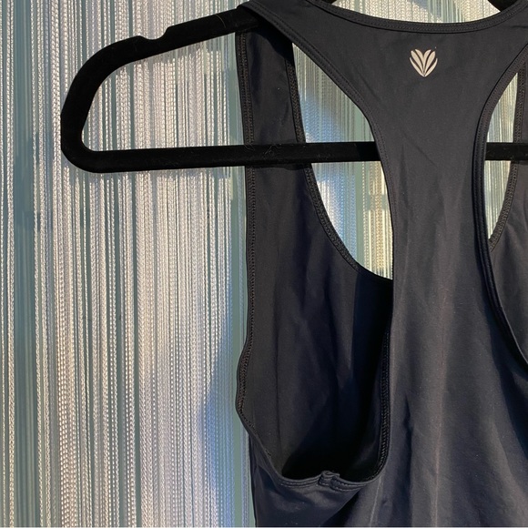 Forever 21 Black Basic T-back Exercise Top NWT Size Small - Picture 6 of 17